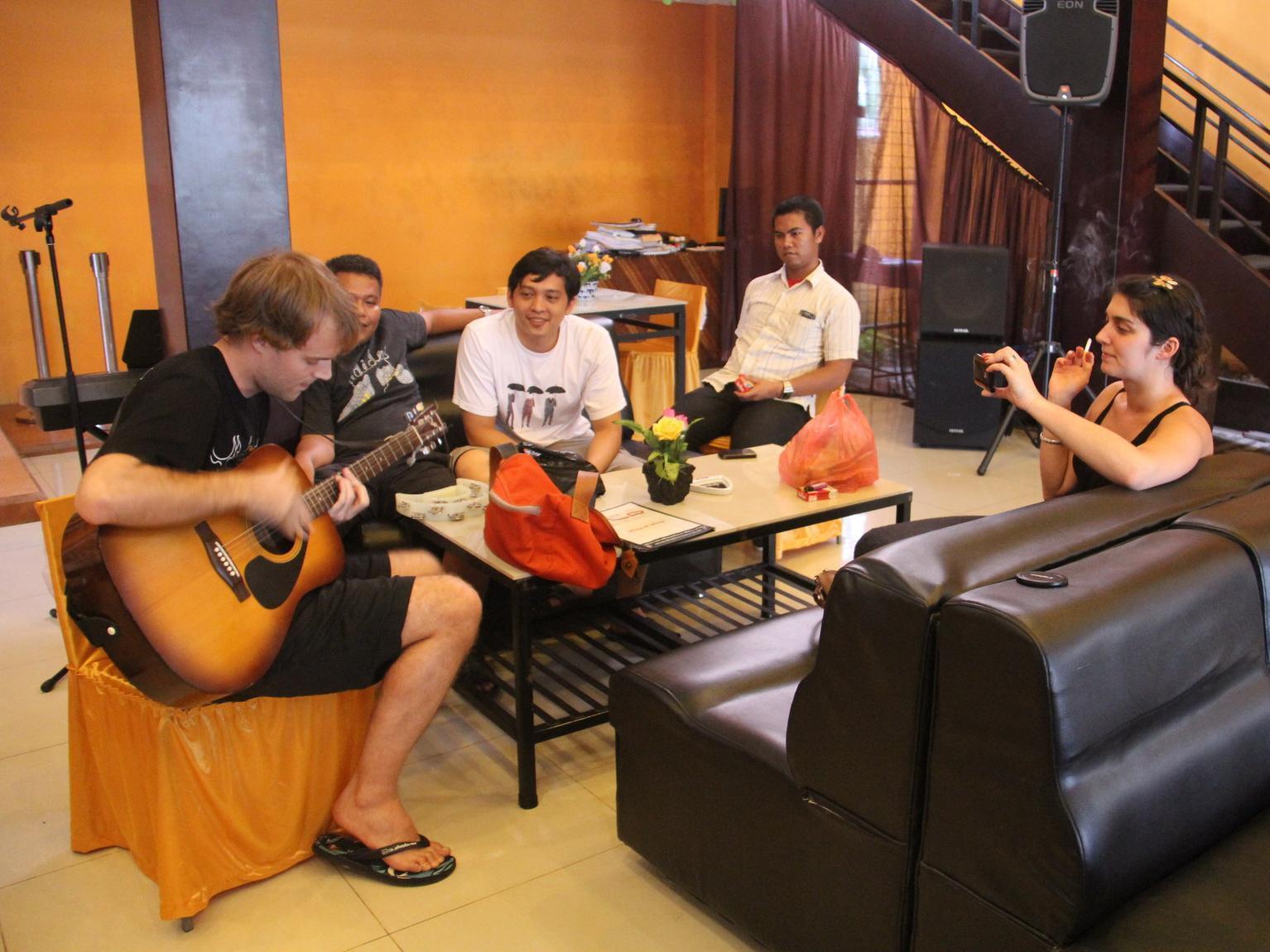 Hotel Sing A Song Pematangsiantar Kültér fotó